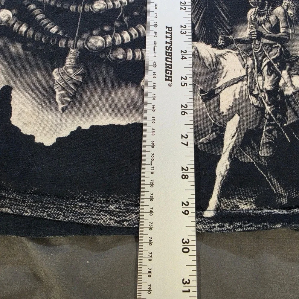 Native American Indian Spirit Skull Headdress Graphic T-Shirt Black White 2XL